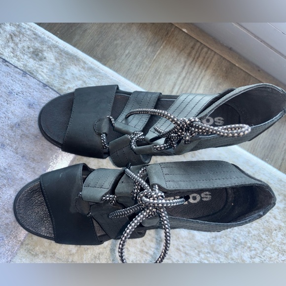 Sorel Joanie II Cage Wedge Sandal Black Size8 - Picture 5 of 5